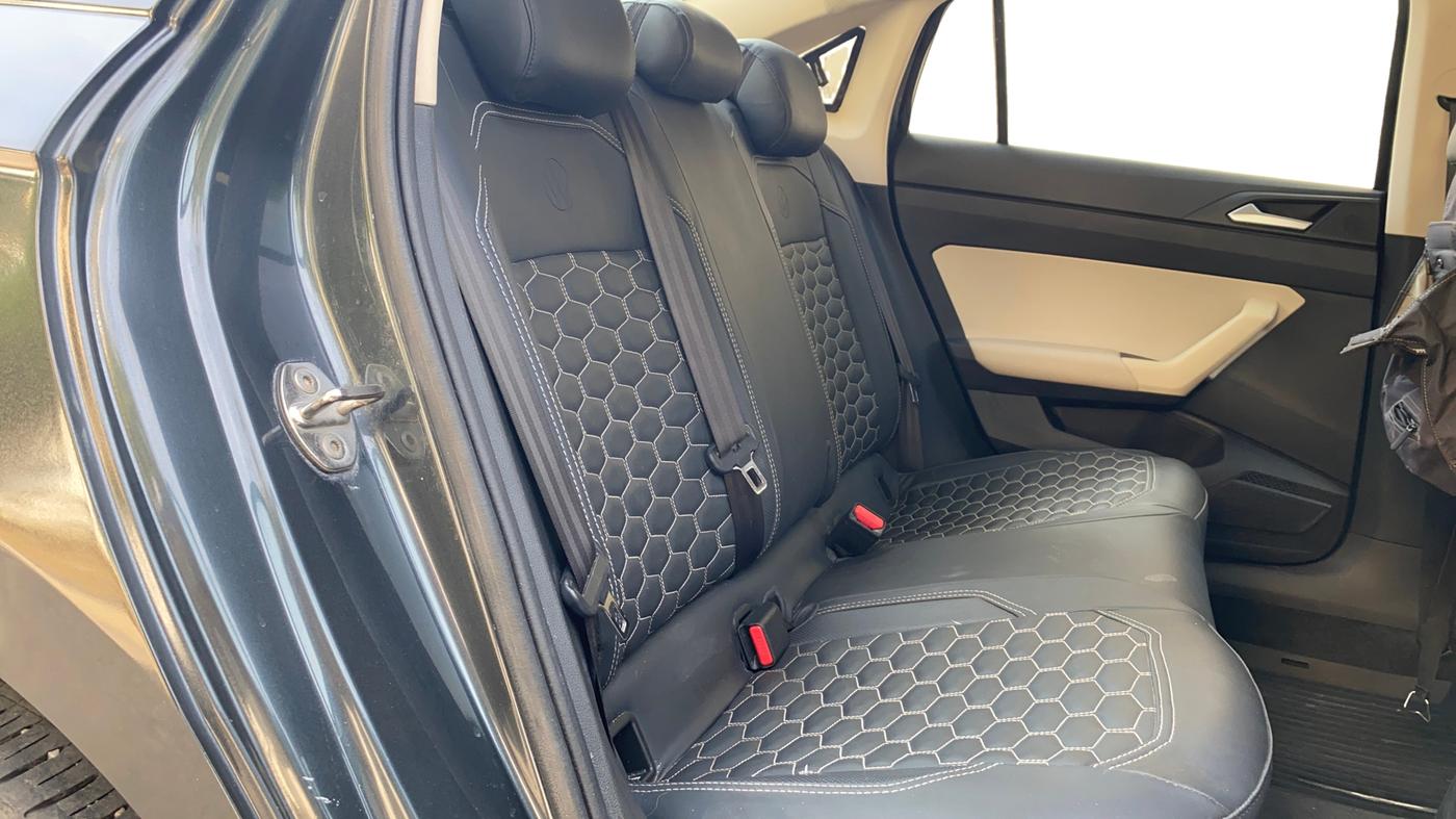 2023 Volkswagen VIRTUS COMFORTLINE TSI 1.0 MT, Petrol, Manual, 40,349 km, Right Side Rear Door Cabin