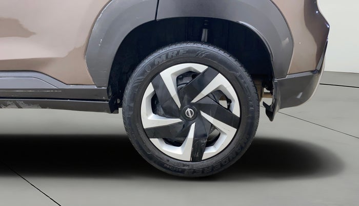 2021 Nissan MAGNITE XL, Petrol, Manual, 76,594 km, Left Rear Wheel