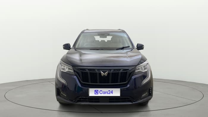 2022 Mahindra XUV700 AX 7 LUXURY D AT 7 STR, Diesel, Automatic, 67,358 km, Front