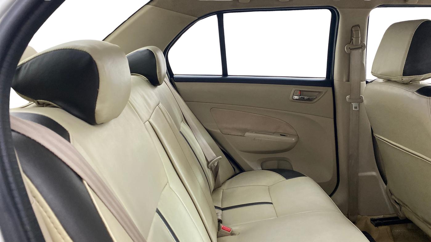 2015 Maruti Swift Dzire ZXI, Petrol, Manual, 71,348 km, Right Side Rear Door Cabin