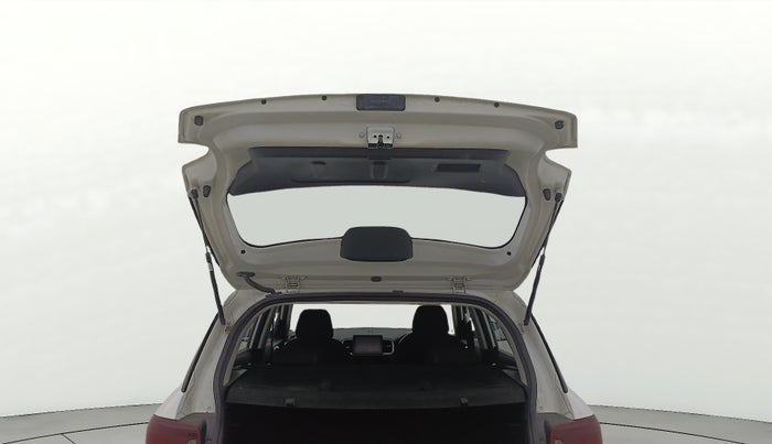 2021 Hyundai VENUE SX 1.5 CRDI, Diesel, Manual, 48,625 km, Boot Door Open