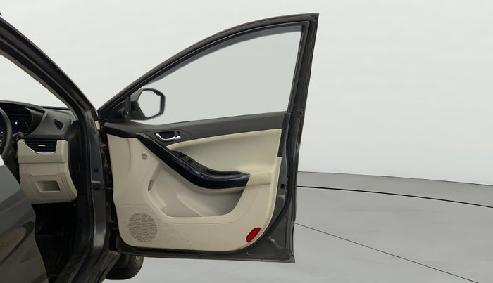 2023 Tata NEXON XZ PLUS (L), Petrol, Manual, 17,794 km, RHS Front Door