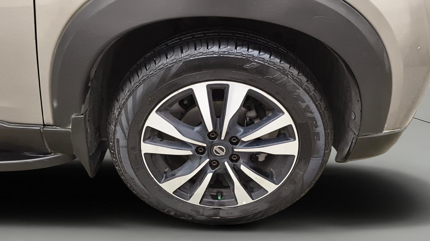 2019 Nissan Kicks XV PREMIUM O DUAL TONE DIESEL, Diesel, Manual, 1,06,457 km, Right Front Wheel