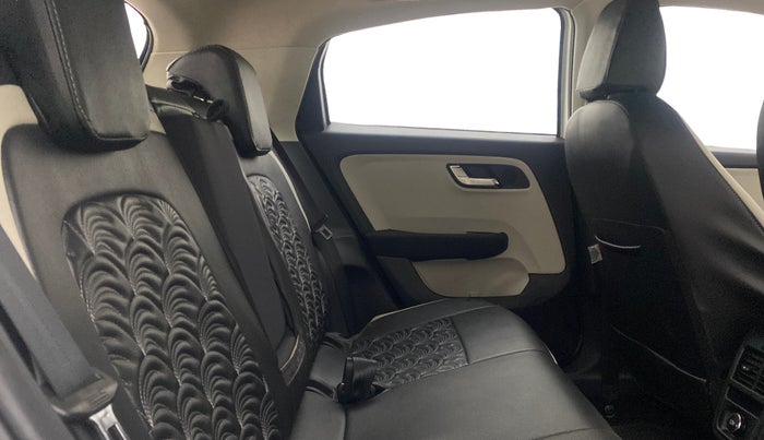 2022 Tata ALTROZ XZA, Petrol, Automatic, 21,096 km, Right Side Rear Door Cabin