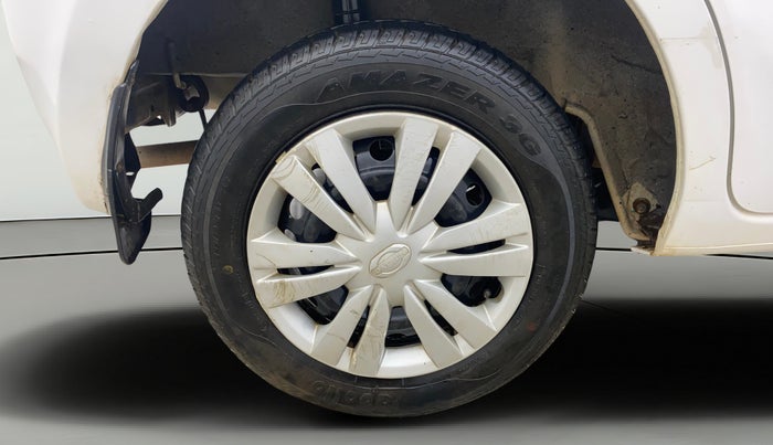 2015 Datsun Go T, Petrol, Manual, 25,845 km, Right Rear Wheel