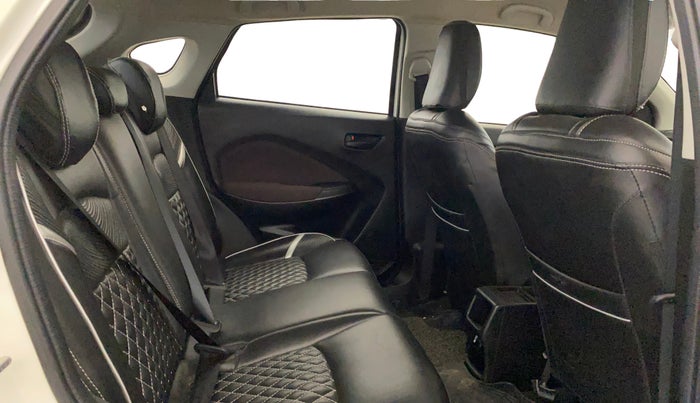 2023 Maruti FRONX DELTA PLUS 1.2MT, Petrol, Manual, 32,039 km, Right Side Rear Door Cabin