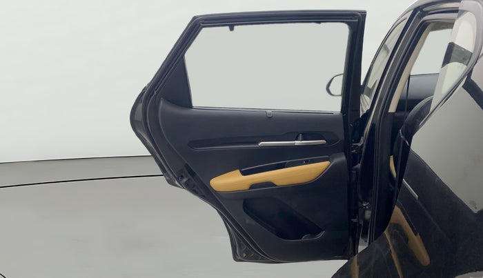 2024 KIA SONET 	 HTX 1.0 TURBO DCT, Petrol, Automatic, 6,896 km, LHS Rear Door