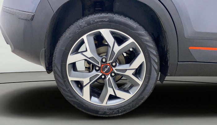 2022 KIA SELTOS X LINE 1.5 DIESEL AT, Diesel, Automatic, 33,668 km, Right Rear Wheel