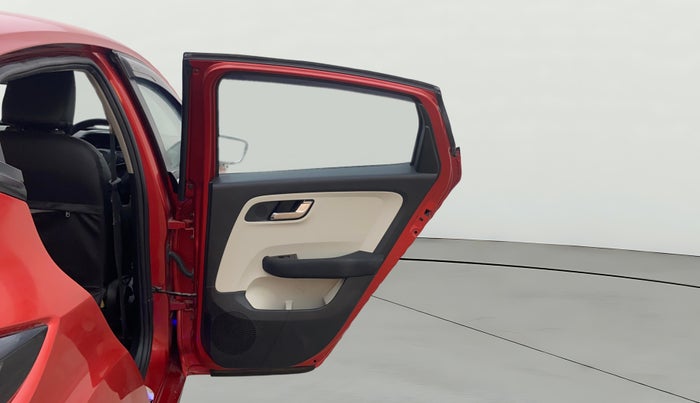 2021 Tata ALTROZ XZ PETROL, Petrol, Manual, 71,615 km, RHS Rear Door