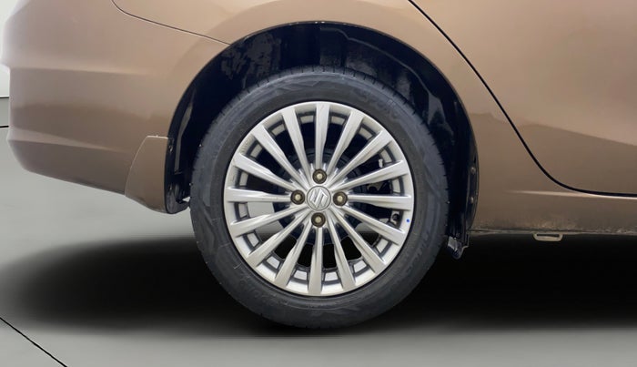 2015 Maruti Ciaz ZXI+, Petrol, Manual, 53,028 km, Right Rear Wheel