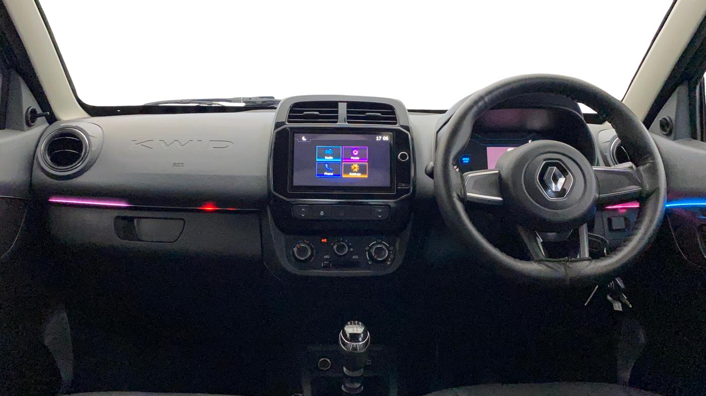 2021 Renault Kwid RXT 1.0 (O), Petrol, Manual, 36,196 km, Dashboard
