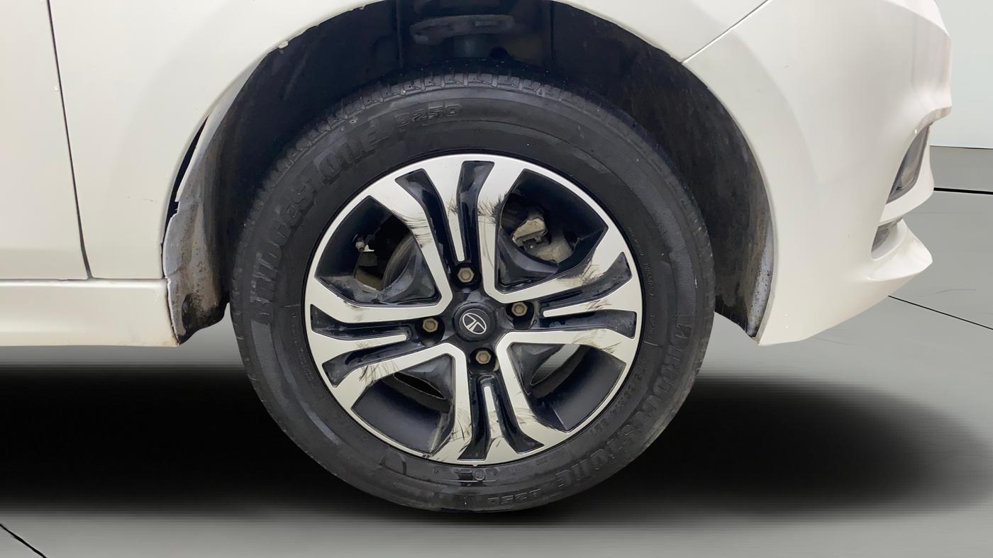 2024 Tata Tiago XT RHYTHM PETROL, Petrol, Manual, 41,577 km, Right Front Wheel