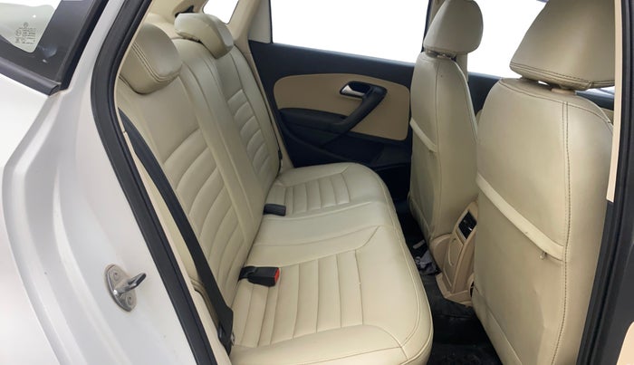 2018 Volkswagen Ameo HIGHLINE1.5L, Diesel, Manual, 1,10,709 km, Right Side Rear Door Cabin
