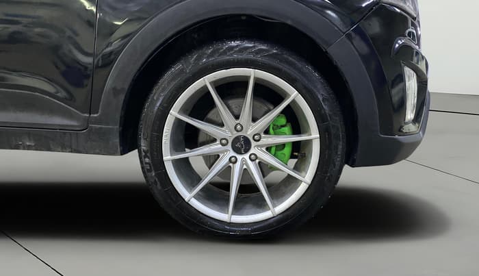 2016 Hyundai Creta SX PLUS AT 1.6 DIESEL, Diesel, Automatic, 53,017 km, Right Front Wheel