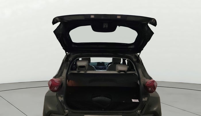 2022 Tata PUNCH  ACCOMPLISHED AMT CAMO EDITION, CNG, Automatic, 51,218 km, Boot Door Open