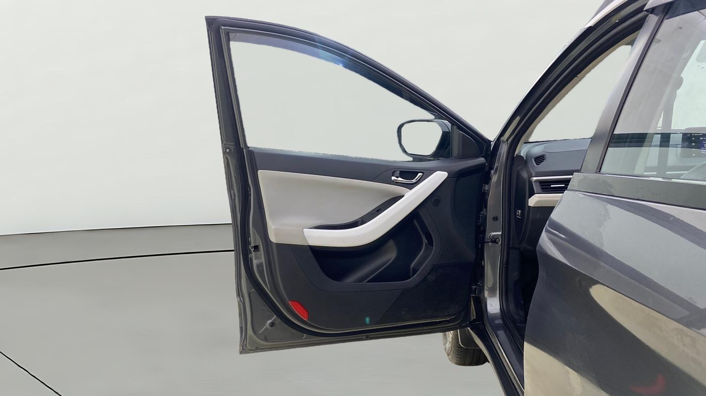 2023 Tata NEXON CREATIVE DUAL TONE 1.2 PETROL, Petrol, Manual, 13,722 km, LHS Front Door