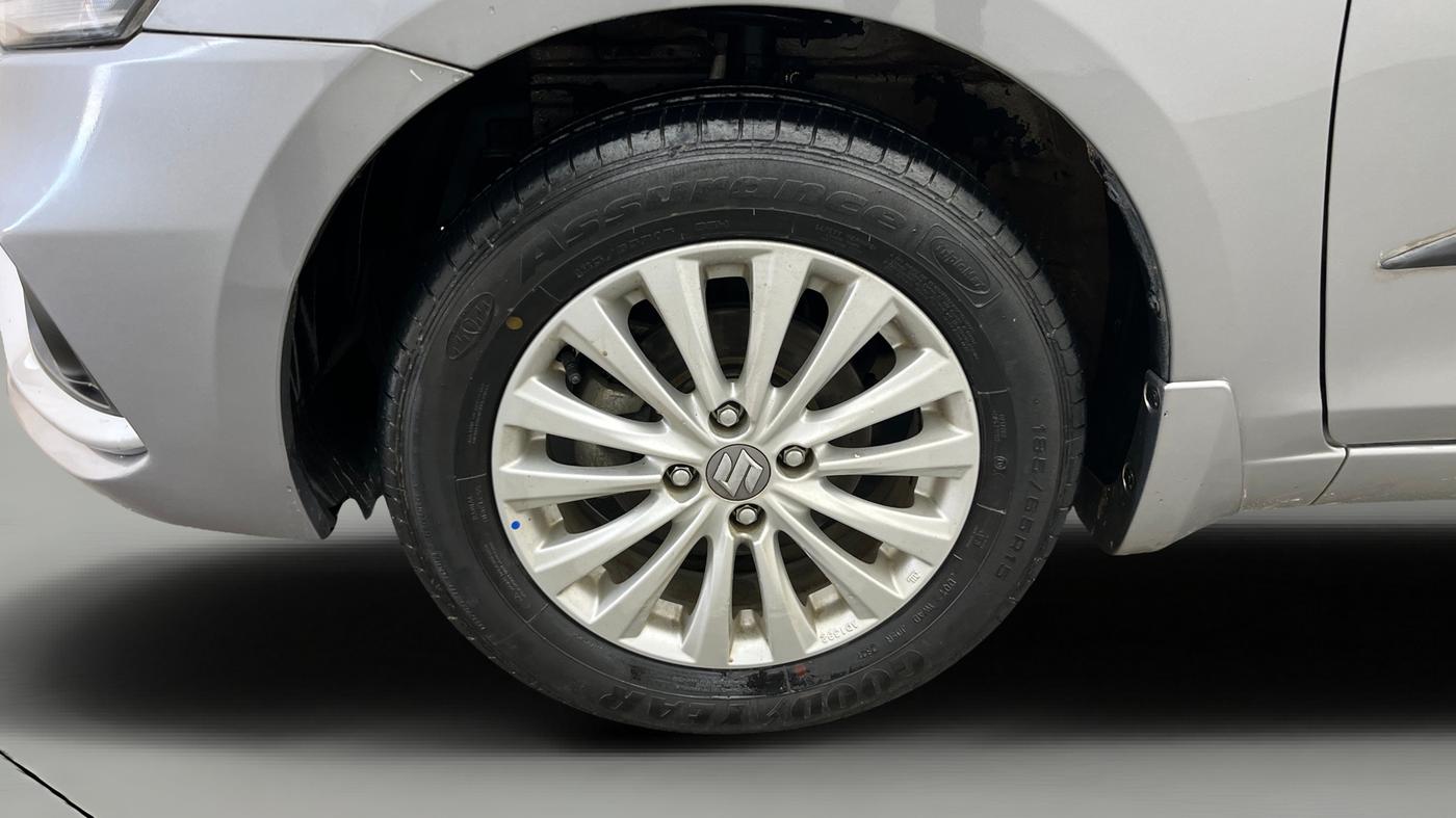 2021 Maruti Ciaz ZETA 1.5 SHVS MT PETROL, Petrol, Manual, 17,578 km, Left Front Wheel