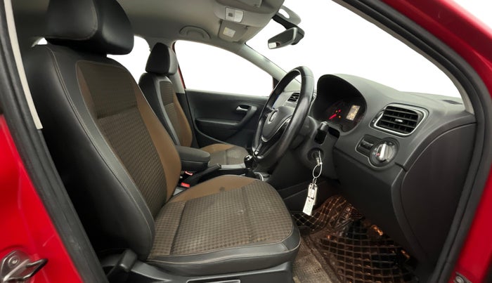 2018 Volkswagen Polo HIGHLINE PLUS 1.0 16 ALLOY, Petrol, Manual, 39,066 km, Right Side Front Door Cabin