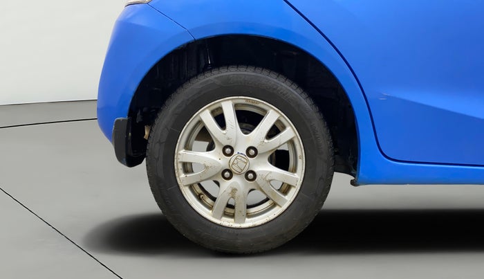 2013 Honda Brio V MT, Petrol, Manual, 1,19,328 km, Right Rear Wheel