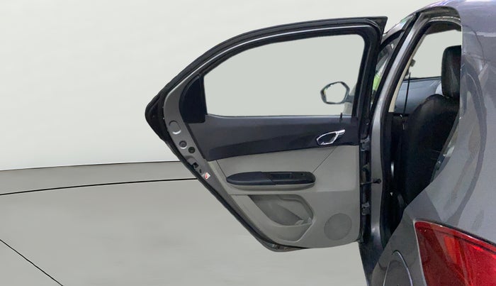 2019 Tata Tiago XZ PLUS PETROL, CNG, Manual, 63,290 km, LHS Rear Door