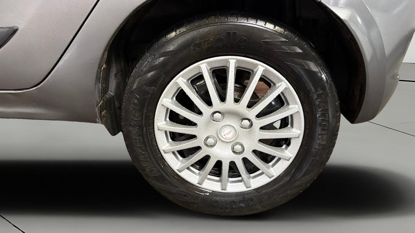 2019 Tata Tiago XZA PETROL, Petrol, Automatic, 1,01,628 km, Left Rear Wheel