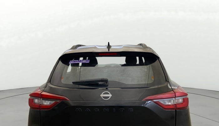 2024 Nissan MAGNITE Kuro Edition 1.0  MT , Petrol, Manual, 36,610 km, Rear Windshield