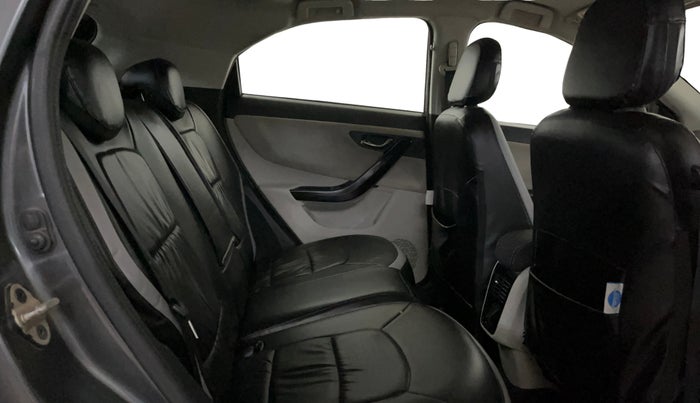 2021 Tata NEXON XZ PLUS PETROL SUNROOF, Petrol, Manual, 66,842 km, Right Side Rear Door Cabin