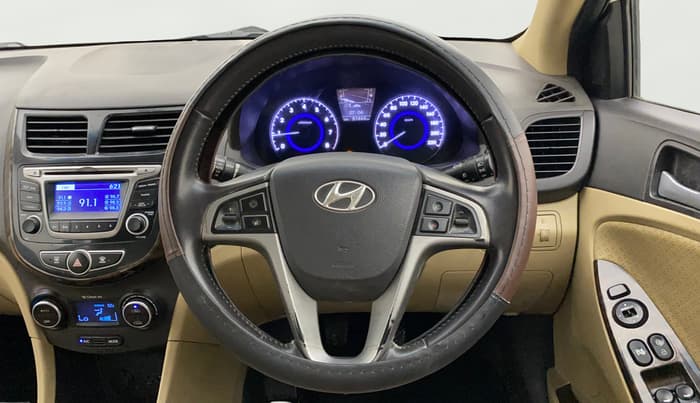 2015 Hyundai Verna FLUIDIC 1.6 VTVT SX, Petrol, Manual, 51,445 km, Steering Wheel Close Up