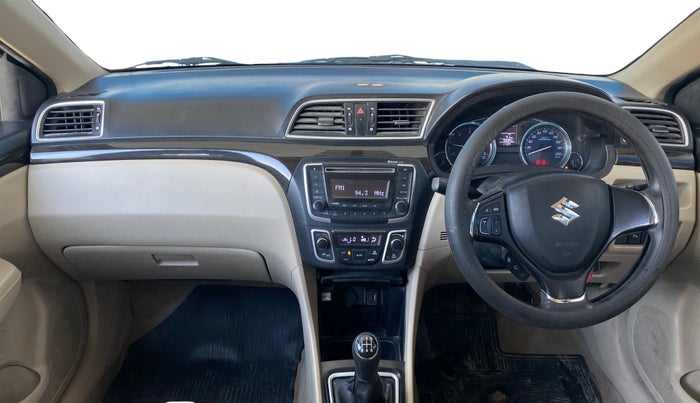 2017 Maruti Ciaz DELTA DIESEL 1.3, Diesel, Manual, 70,082 km, Dashboard