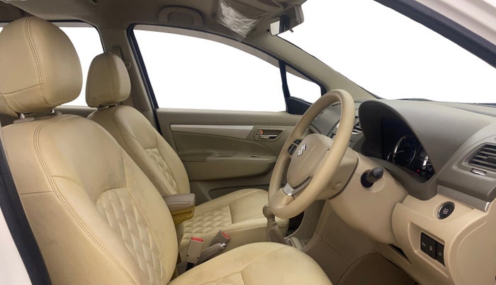 2016 Maruti Ertiga ZDI + SHVS, Diesel, Manual, 89,362 km, Right Side Front Door Cabin