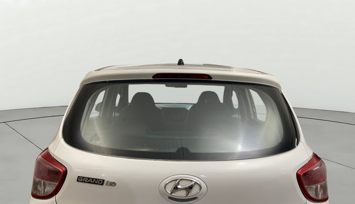 2015 Hyundai Grand i10 MAGNA 1.2 KAPPA VTVT, Petrol, Manual, 60,615 km, Rear Windshield