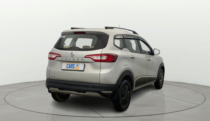 2022 Renault TRIBER RXT, Petrol, Manual, 32,819 km, Right Back Diagonal
