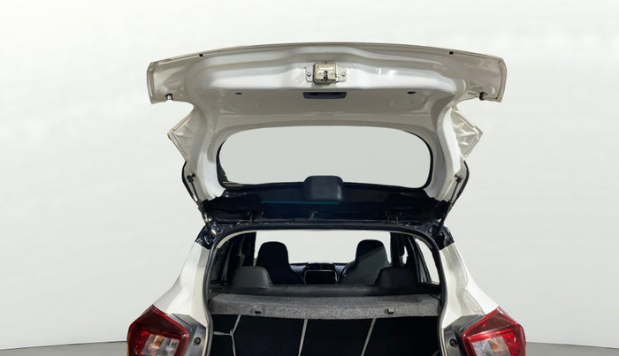 2022 Renault Kwid CLIMBER MT 1.0, Petrol, Manual, 16,332 km, Boot Door Open