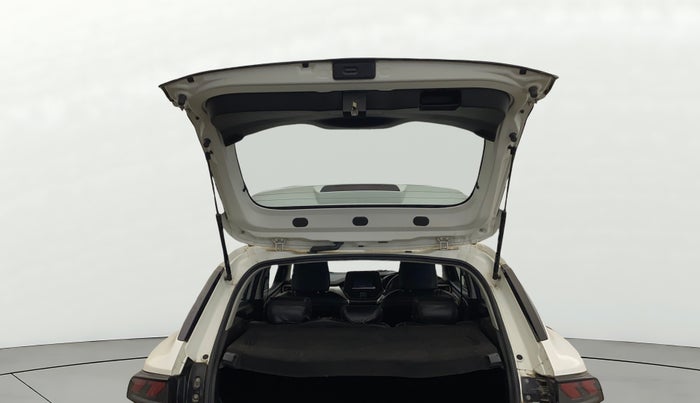 2023 Maruti FRONX DELTA PLUS 1.2MT, Petrol, Manual, 32,039 km, Boot Door Open