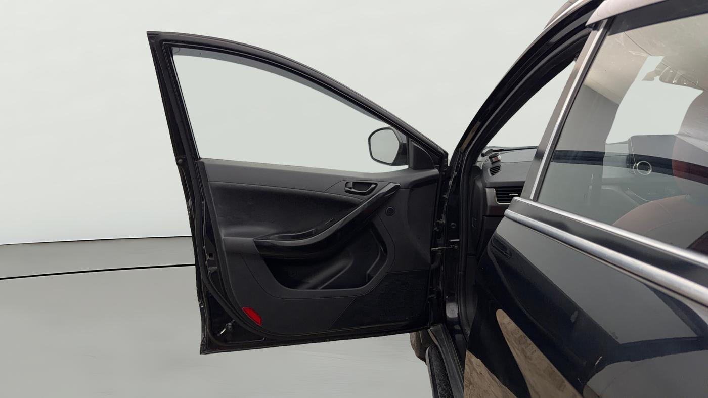 2023 Tata NEXON XZ PLUS LUX SUNROOF RED DARK PETROL, Petrol, Manual, 55,308 km, LHS Front Door