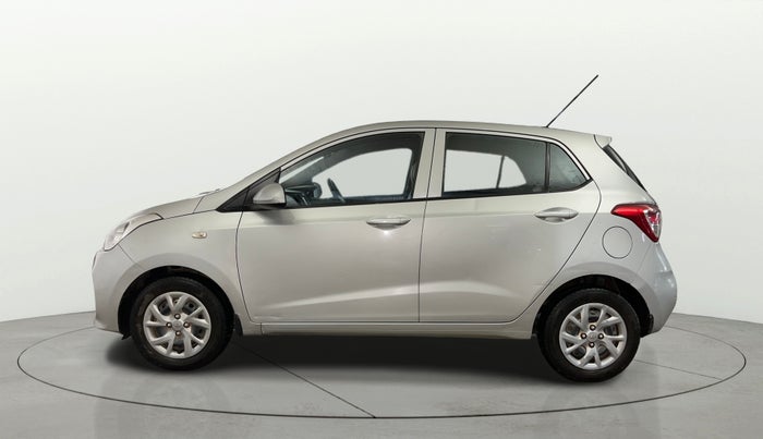 2017 Hyundai Grand i10 SPORTZ 1.2 KAPPA VTVT, Petrol, Manual, 98,050 km, Left Side