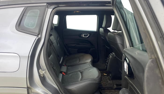 2021 Jeep Compass MODEL S (O) DIESEL 4X4 AT, Diesel, Automatic, 1,05,152 km, Right Side Rear Door Cabin