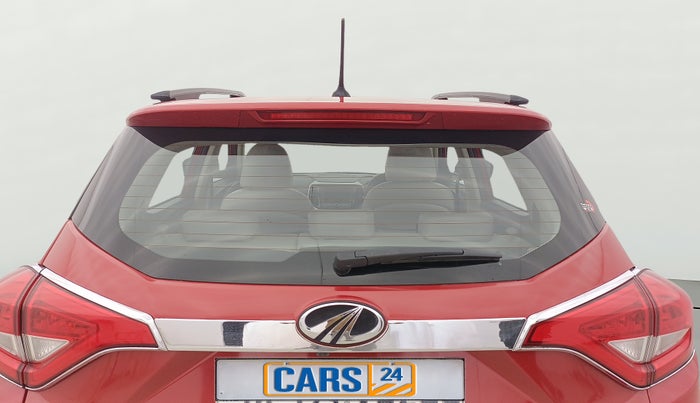 2022 Mahindra XUV300 W8 (O) 1.2 PETROL AMT, Petrol, Automatic, 22,868 km, Rear Windshield