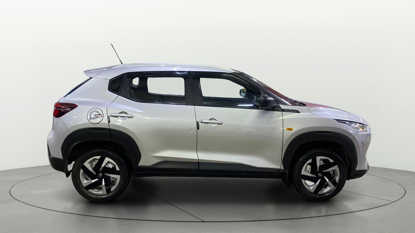 2021 Nissan MAGNITE XE, Petrol, Manual, 17,960 km, Right Side View