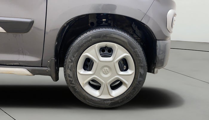 2021 Maruti S PRESSO VXI+, Petrol, Manual, 32,296 km, Right Front Wheel