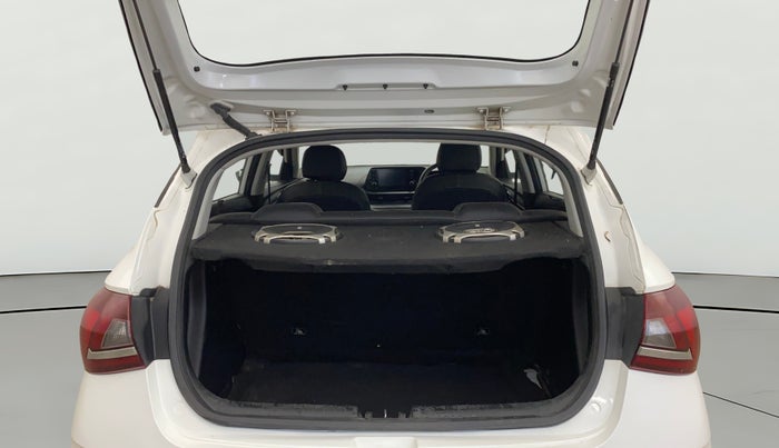 2022 Hyundai NEW I20 SPORTZ 1.2 MT, Petrol, Manual, 19,259 km, Boot Open Zoomed View