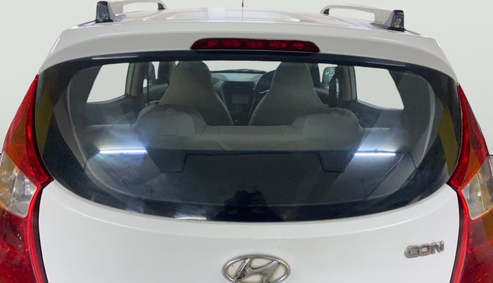 2017 Hyundai Eon ERA + SE, Petrol, Manual, 1,32,347 km, Rear Windshield