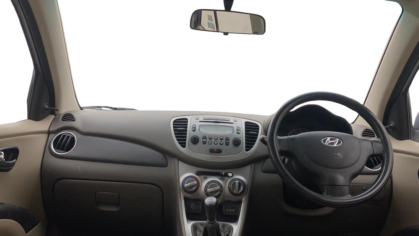 2015 Hyundai i10 SPORTZ 1.1, Petrol, Manual, 82,935 km, Dashboard