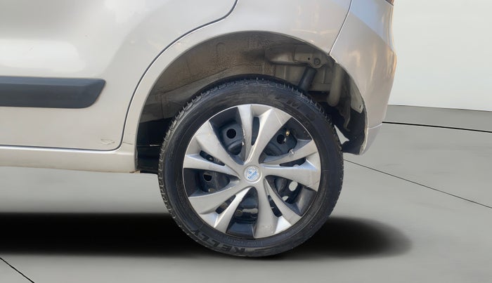 2017 Maruti Wagon R 1.0 VXI, Petrol, Manual, 60,873 km, Left Rear Wheel