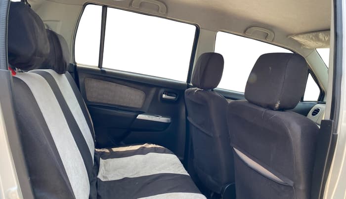 2015 Maruti Wagon R 1.0 VXI, Petrol, Manual, 44,493 km, Right Side Rear Door Cabin