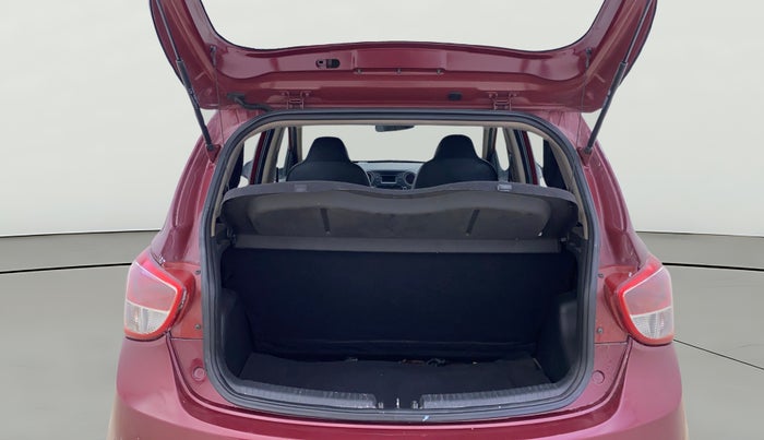 2015 Hyundai Grand i10 SPORTZ 1.2 KAPPA VTVT, Petrol, Manual, 1,01,302 km, Boot Open Zoomed View