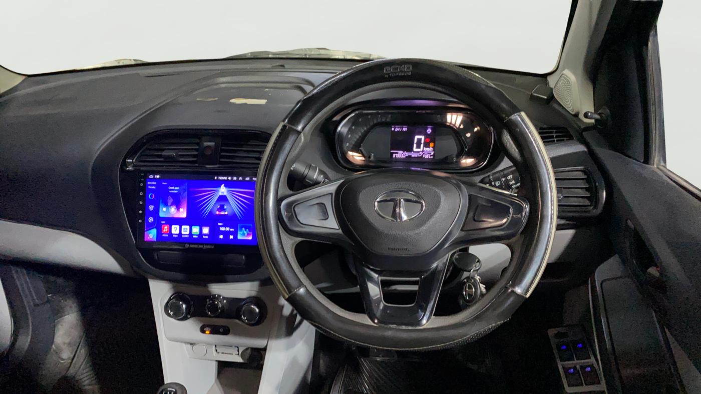 2021 Tata Tiago XE PETROL, Petrol, Manual, 37,330 km, Steering Wheel Close Up