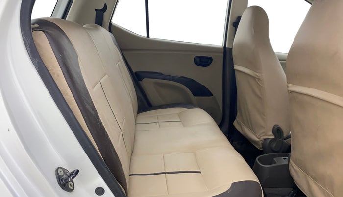 2015 Hyundai i10 MAGNA 1.1, Petrol, Manual, 51,972 km, Right Side Rear Door Cabin