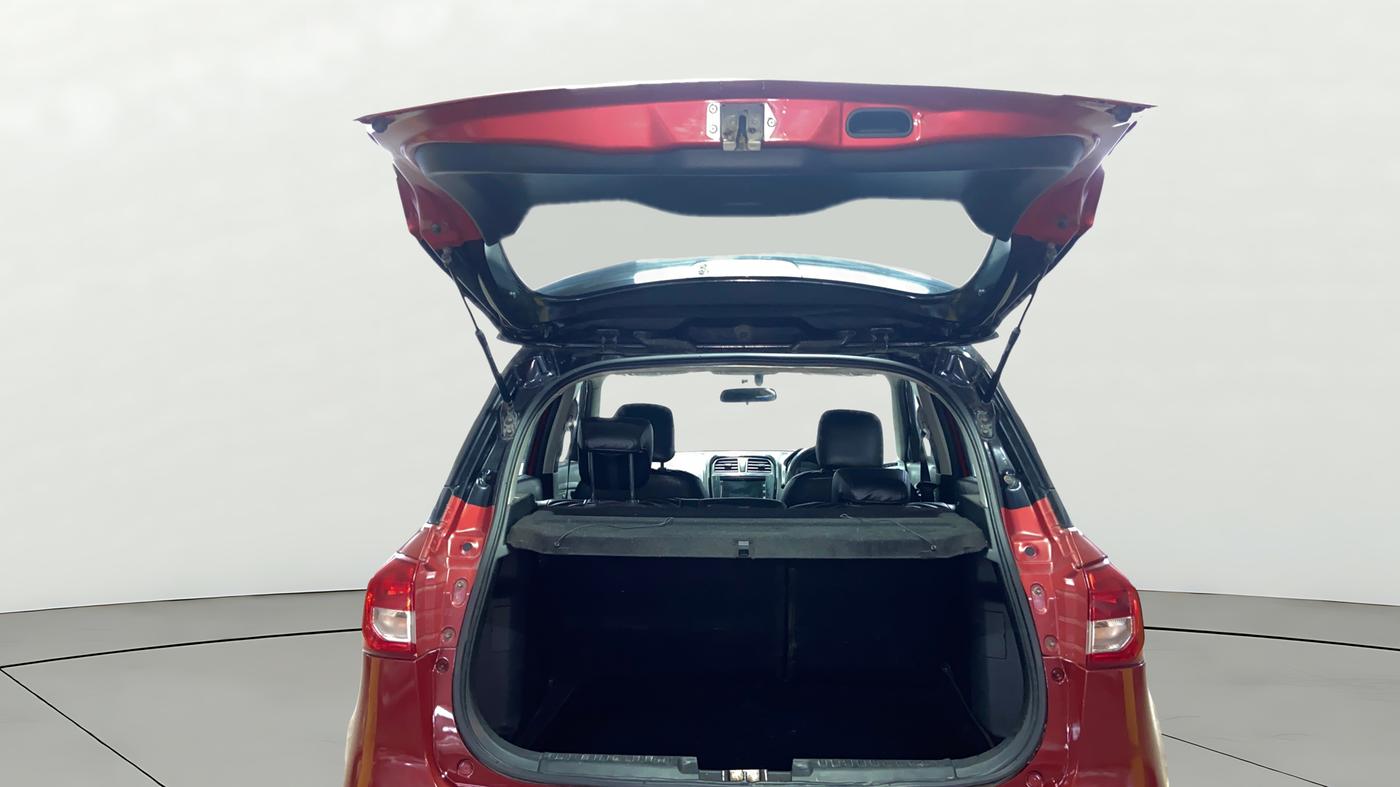 2019 Maruti Vitara Brezza ZDI PLUS, Diesel, Manual, 1,22,521 km, Boot Door Open