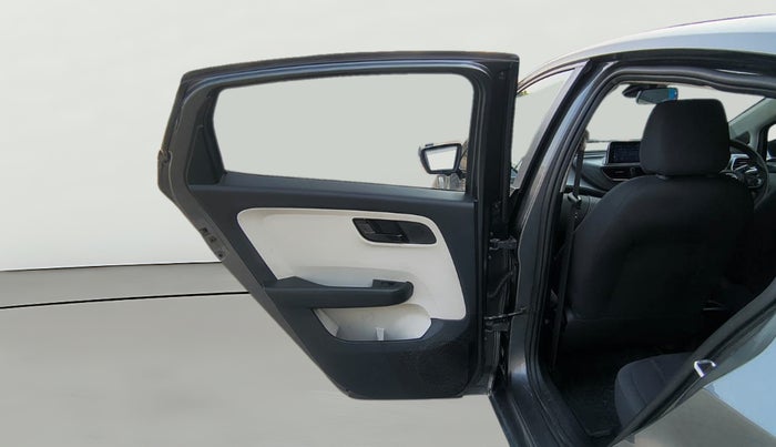 2022 Tata ALTROZ XT PETROL, Petrol, Manual, 1,01,013 km, LHS Rear Door